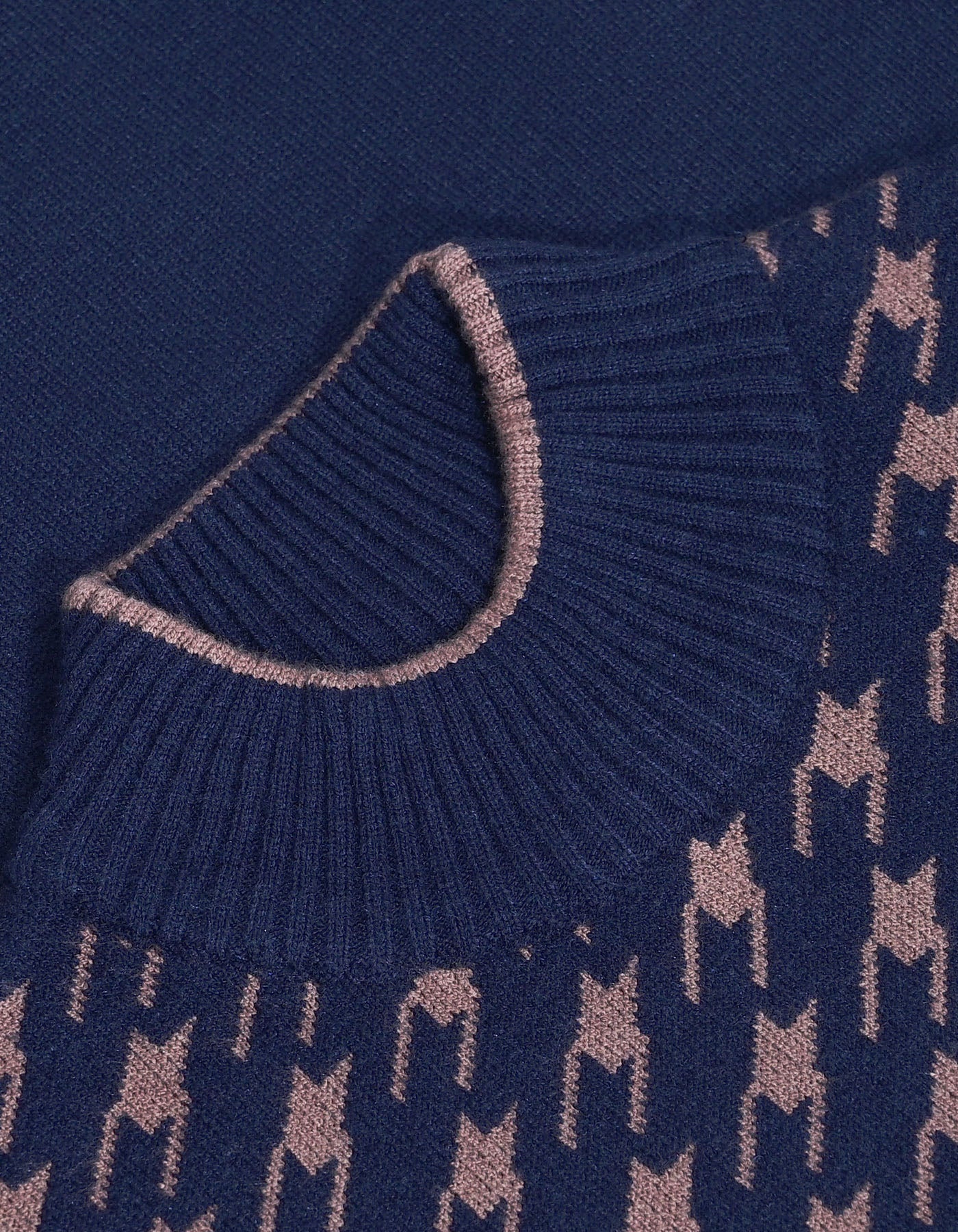 Navy Plain Pull Over SFA2413-1-M