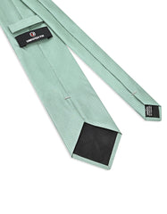 C Green Dotted Tie