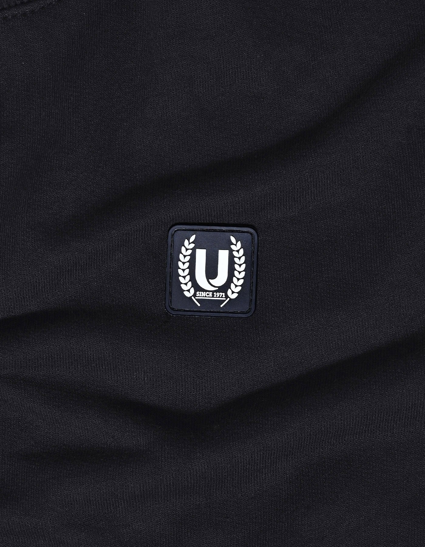 Plain Black TSS2427-L