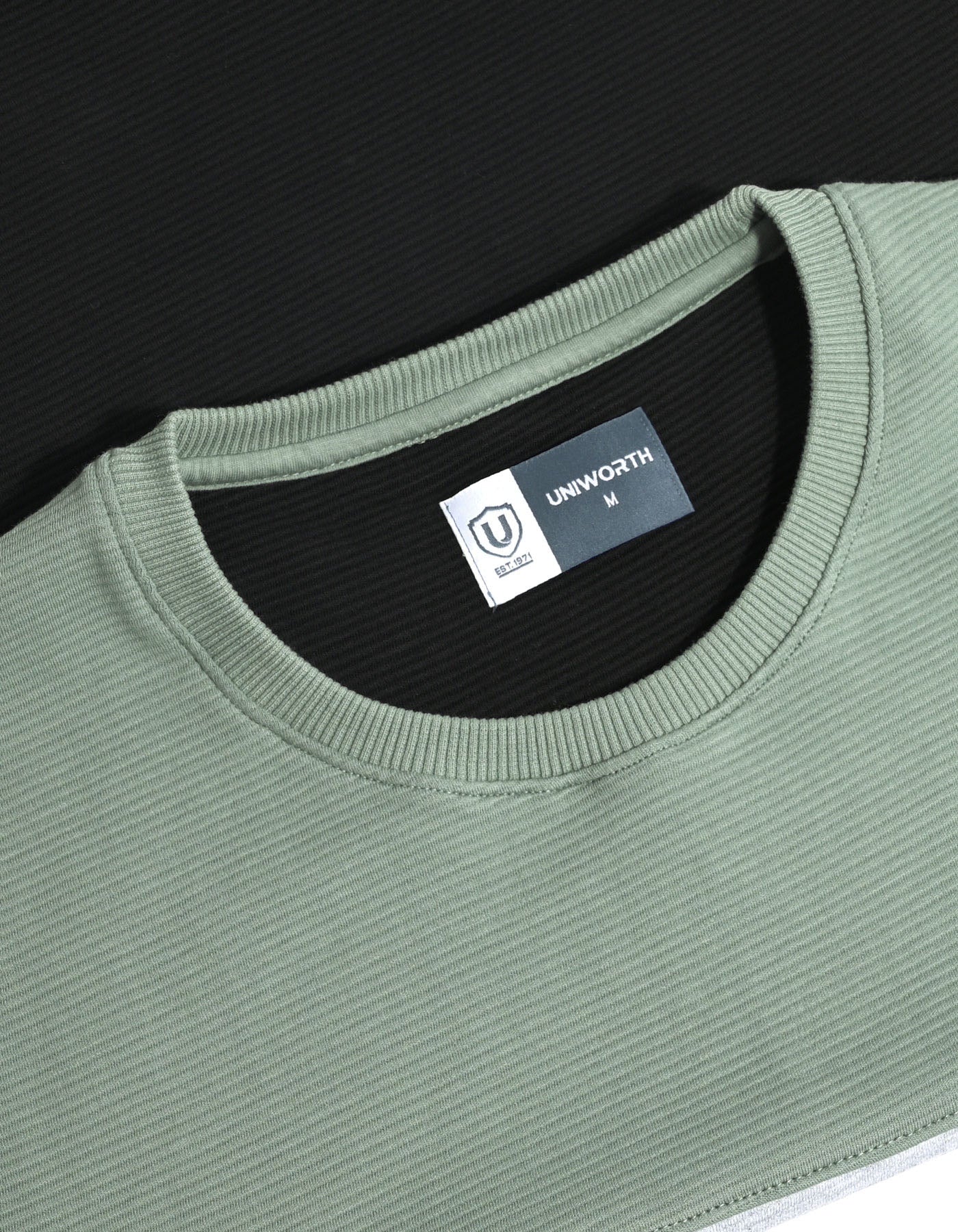 Plain Black TSS2616-1-M