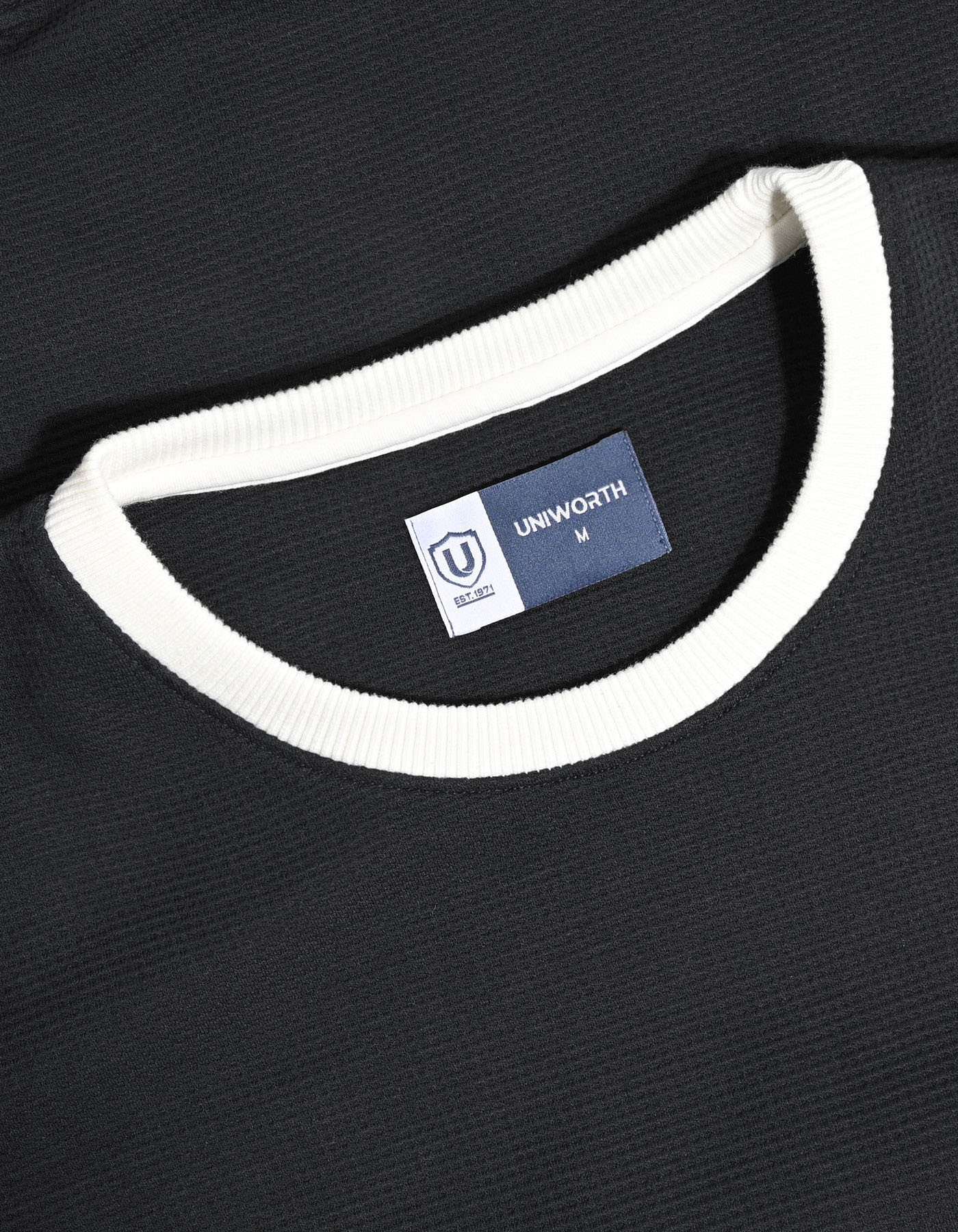 Texture Black TSS2619-1-L